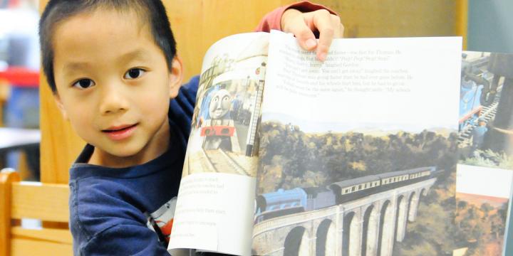 Celebrating Family Literacy Day with tips for sparking literacy in your kids