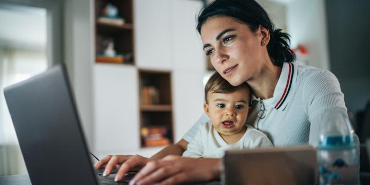 Digital Literacy Workshops for Single Moms 