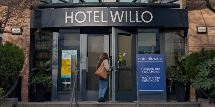 Front entrance of Hotel Willo on Vancouver’s Beatty Street.